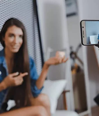 What Is a Social Media Influencer and How Do They Impact Us? Social Media Influencer