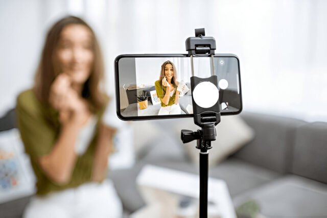 Social Media Influencer